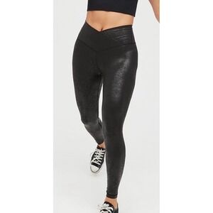 Offline by Aerie Black Hugger High Waist Crackle Leggings‎  Size Small